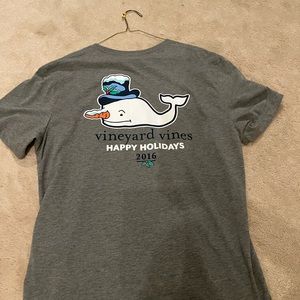 Vineyard Vines pocket t shirt
